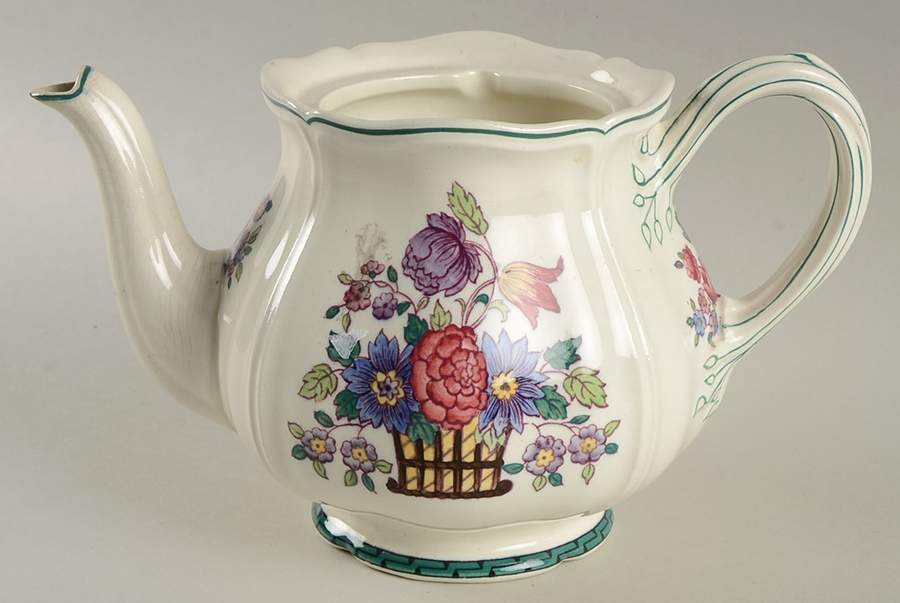 Floral (Scallop) Teapot No Lid by Wedgwood-1