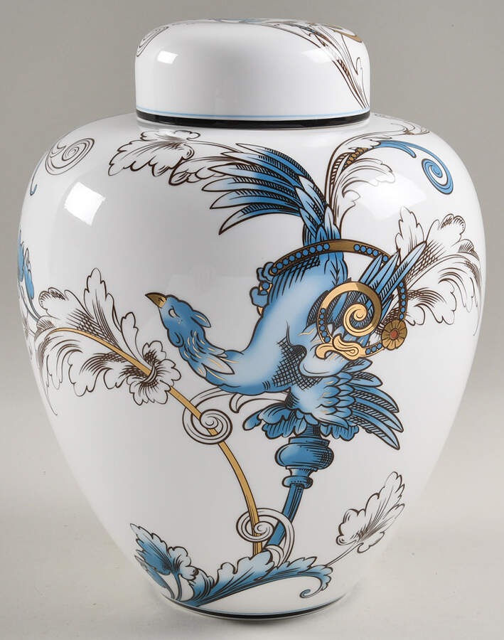 Florentine Turquoise Rim (Fruit Center, White Body) Covered Vase by Wedgwood-1