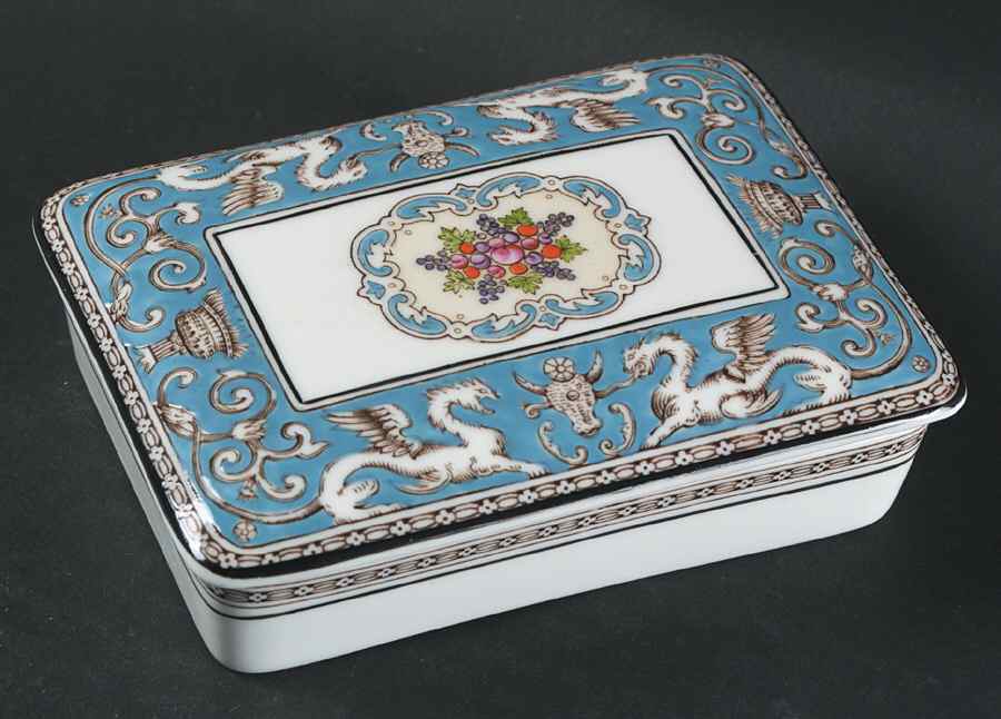 Florentine Turquoise Rim (Fruit Center, White Body) Cigarette Box & Lid by Wedgwood-1