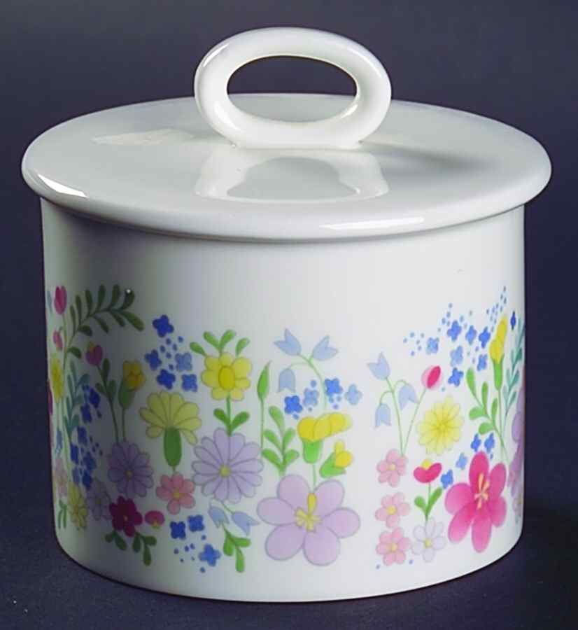 Forget Me Not (Bone China, No Trim) Sugar Bowl & Lid by Wedgwood-1