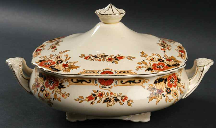 Frontenac Round Covered Vegetable by Wedgwood-1