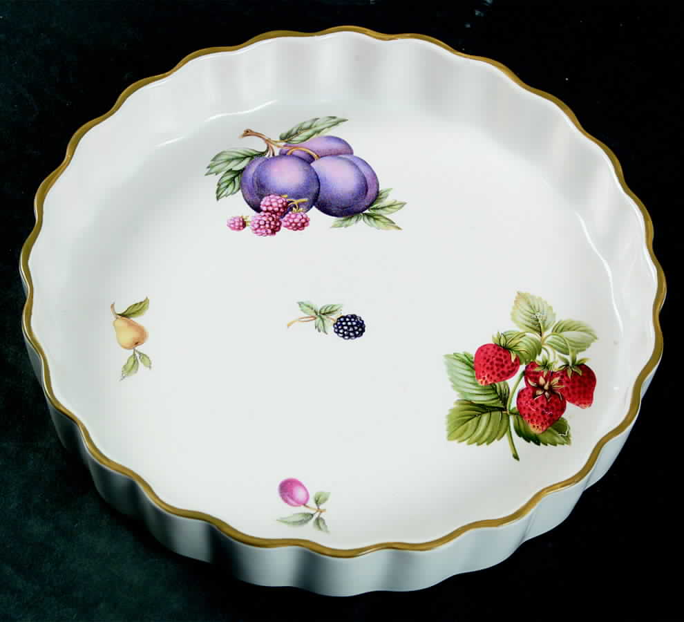 Fruit Sprays Croft (Rim Shape) 7" Quiche by Wedgwood-1