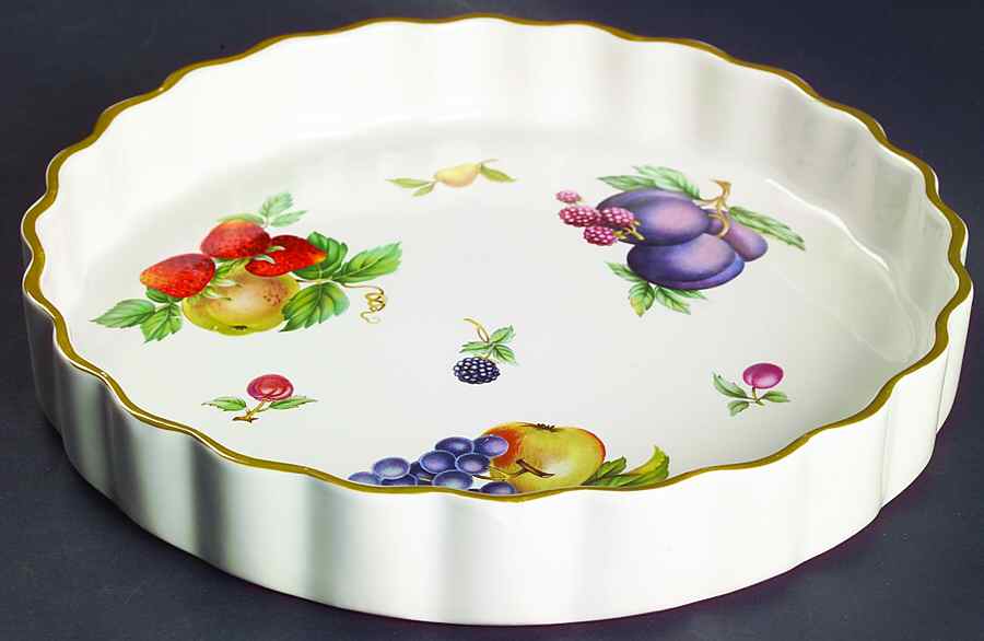 Fruit Sprays Croft (Rim Shape) 9" Quiche by Wedgwood-1
