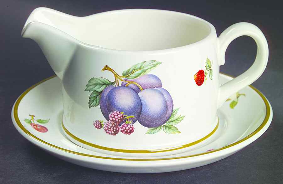 Fruit Sprays Croft (Rim Shape) Gravy Boat & Underplate by Wedgwood-1