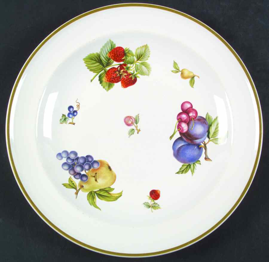 Fruit Sprays Croft (Rim Shape) Luncheon Plate by Wedgwood-1
