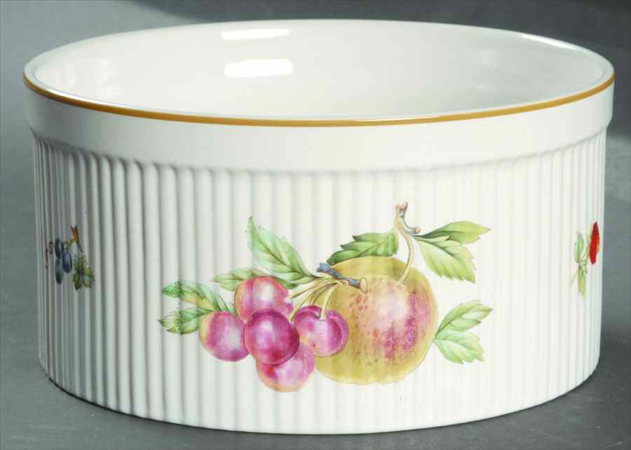 Fruit Sprays Croft (Rim Shape) 6" Souffle by Wedgwood-1