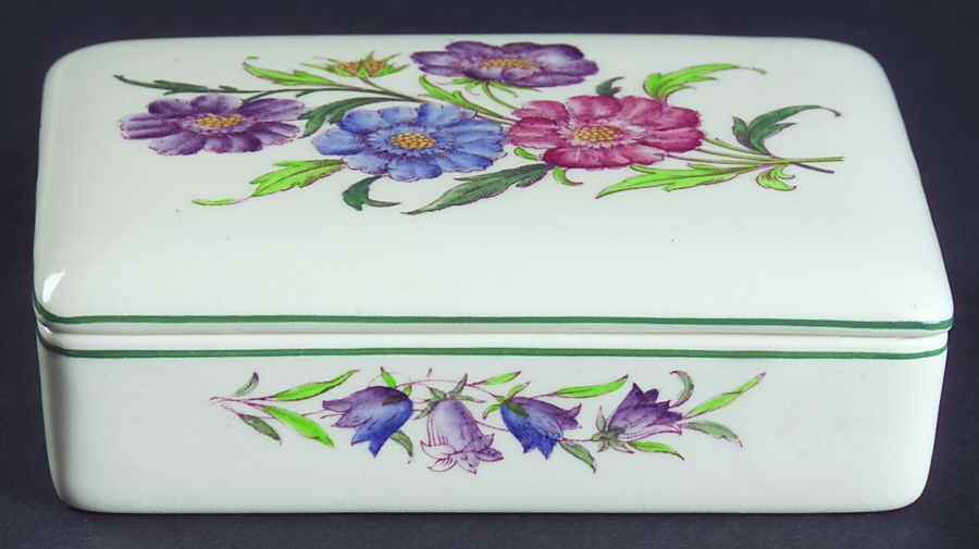 Garden Club Cigarette Box & Lid by Wedgwood-1