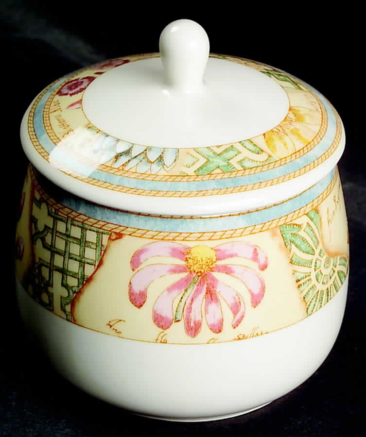 Garden Maze Sugar Bowl & Lid by Wedgwood-1