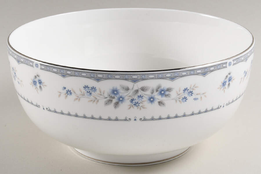 Gardenia 8" Salad Serving Bowl by Wedgwood-1