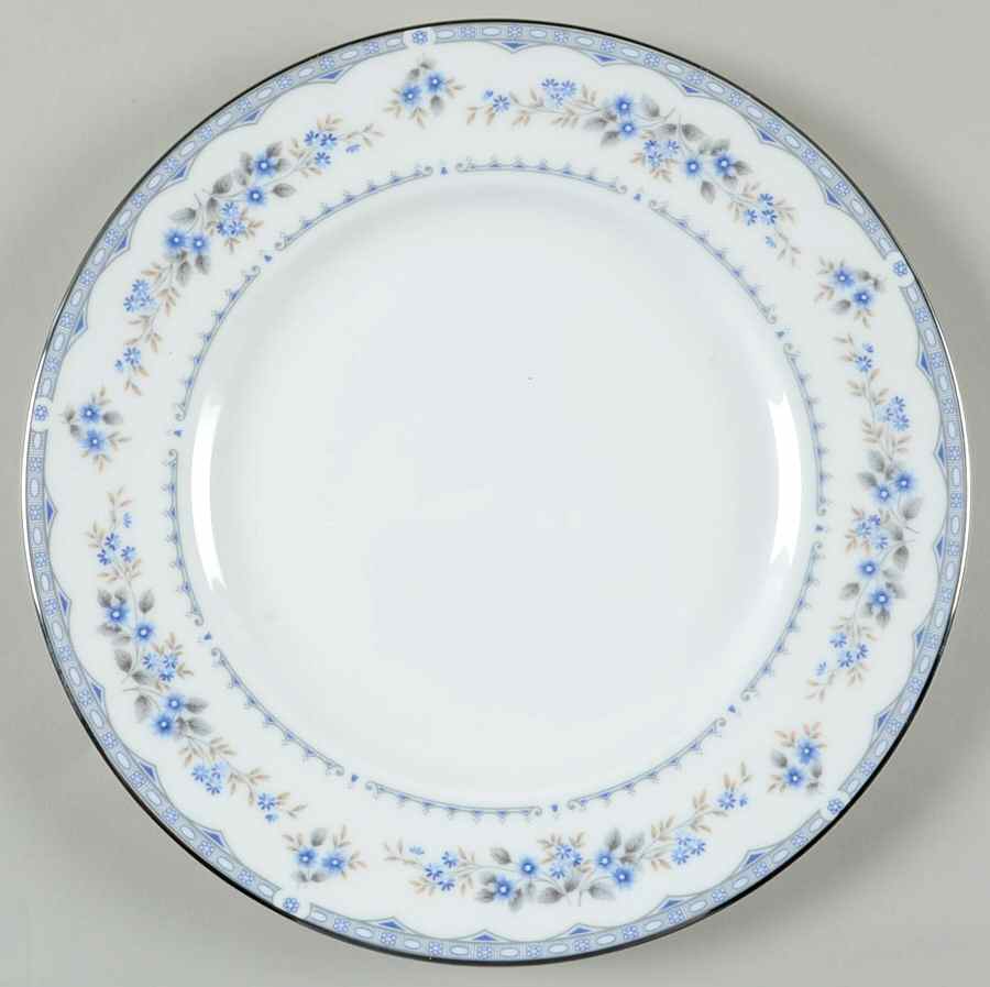 Gardenia Luncheon Plate by Wedgwood-1