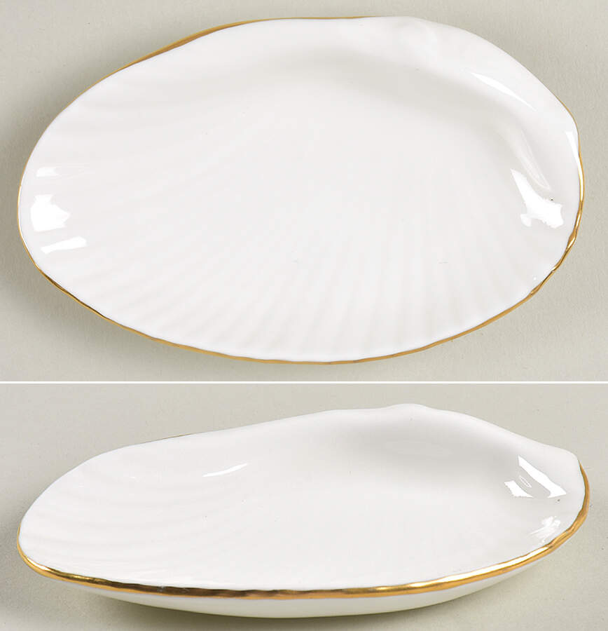 Gloucester (Rim) Soap Dish by Wedgwood-1