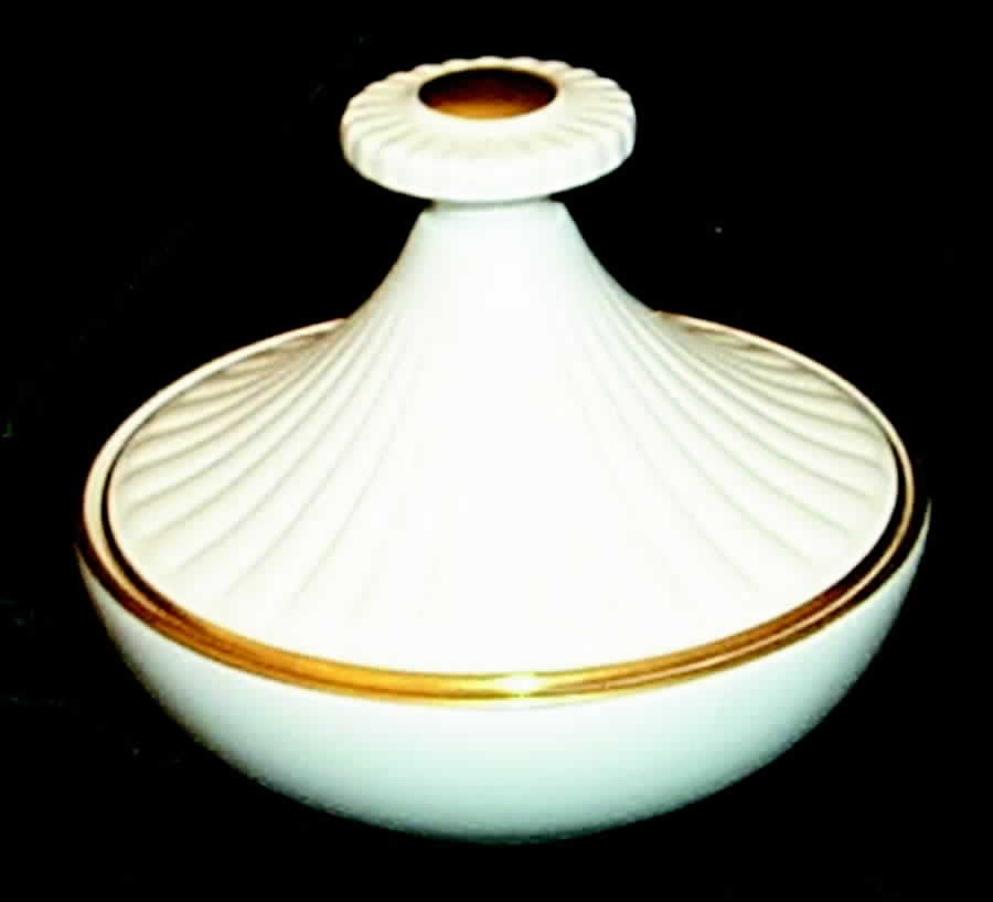Gloucester (Rim) Trinket Box & Lid by Wedgwood-1
