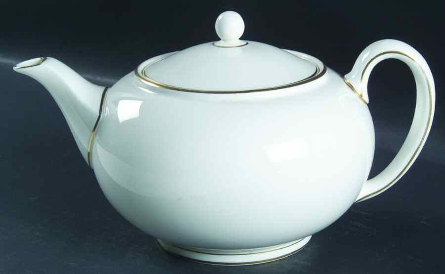 Gloucester (Rim) Teapot & Lid by Wedgwood-1
