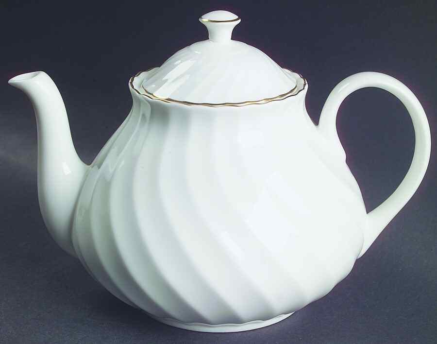 Gold Chelsea Mini Teapot & Lid by Wedgwood-1