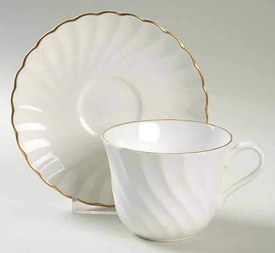 Gold Chelsea Flat Cup & Saucer Set by Wedgwood-1