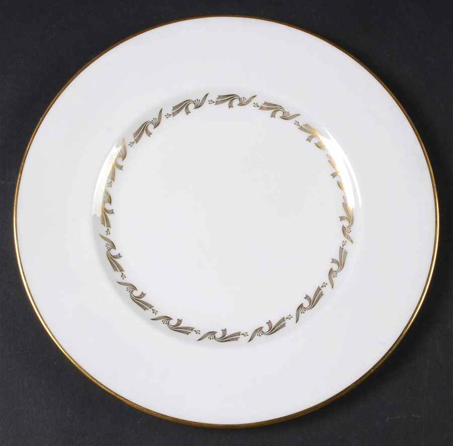 Golden Fleece Luncheon Plate by Wedgwood-1