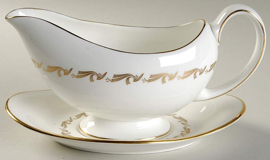 Golden Fleece Gravy Boat & Underplate by Wedgwood-1