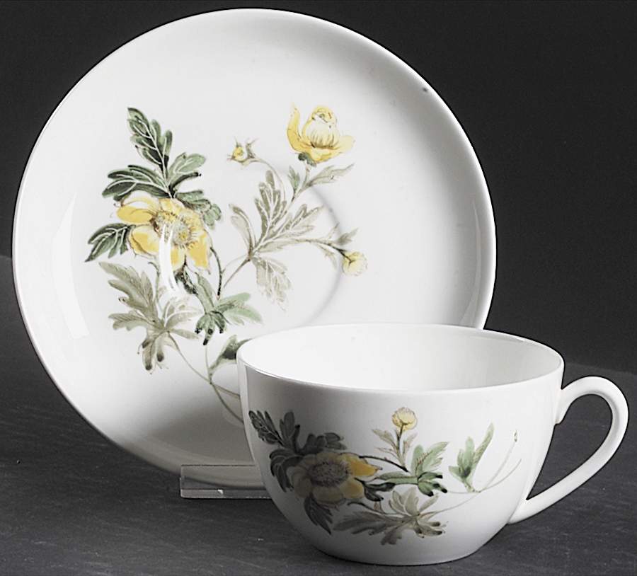 Golden Glory Flat Cup & Saucer Set by Wedgwood-1