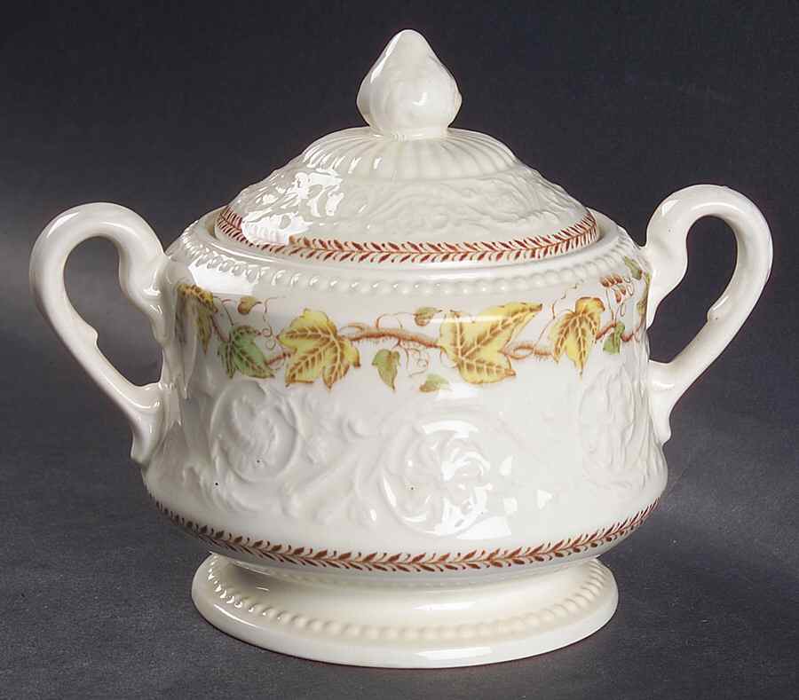 Golden Ivy (Laurel Rim) Sugar Bowl & Lid by Wedgwood-1