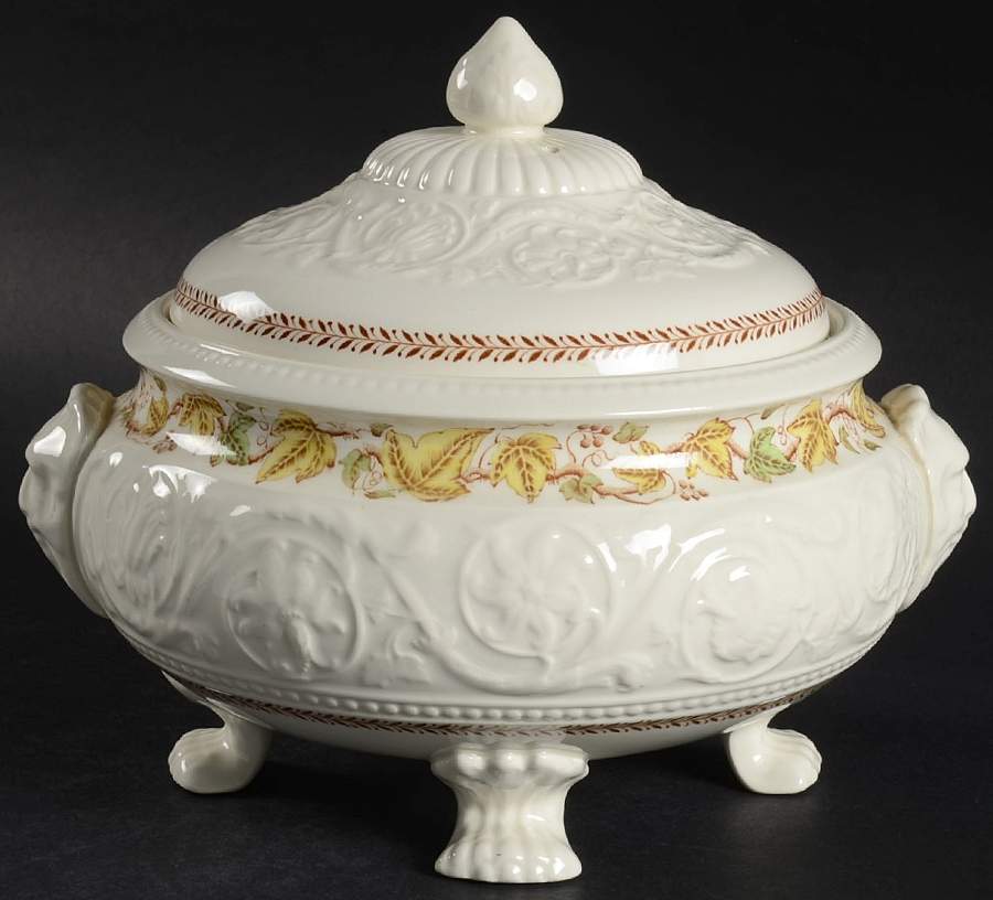 Golden Ivy (Laurel Rim) Round Covered Vegetable by Wedgwood-1