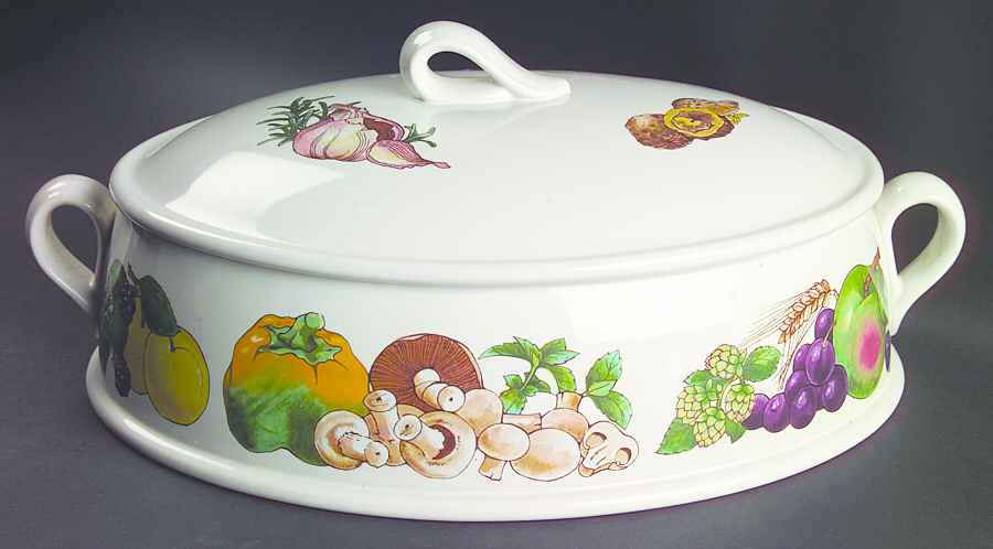 Gourmet 2 Quart Oval Covered Casserole by Wedgwood-1
