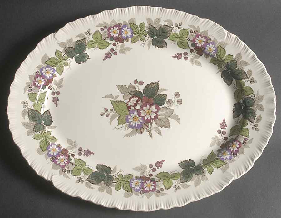 Gratewood 17" Oval Serving Platter by Wedgwood-1