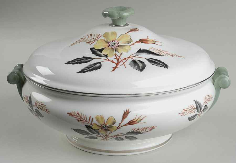 Greenwood (Bone) Round Covered Vegetable by Wedgwood-1