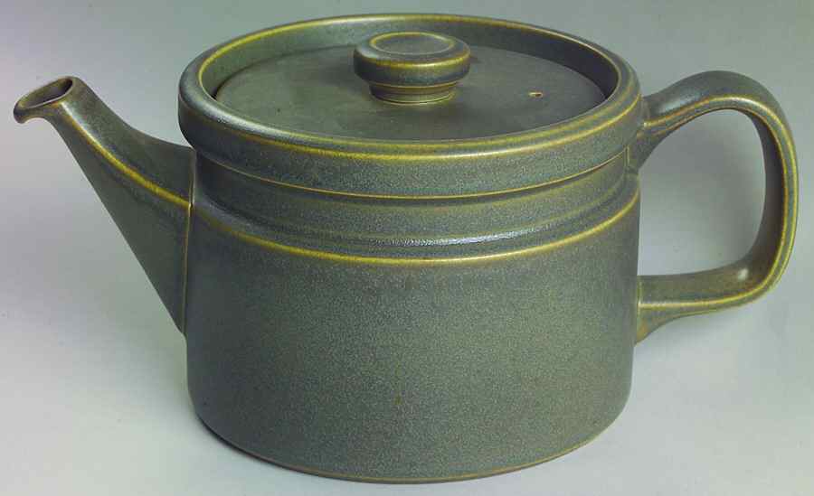 Greenwood (Earthenware) Teapot & Lid by Wedgwood-1