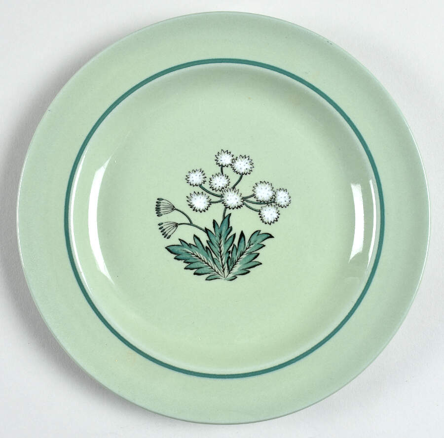 Greensleeves Dessert/Pie Plate by Wedgwood-1