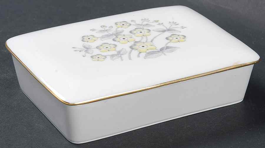 Grey Friar Yellow Cigarette Box & Lid by Wedgwood-1