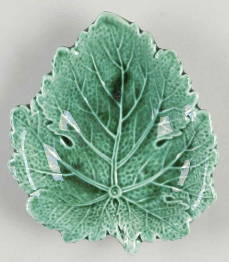 Green Glaze 5" Leaf Dish by Wedgwood-1