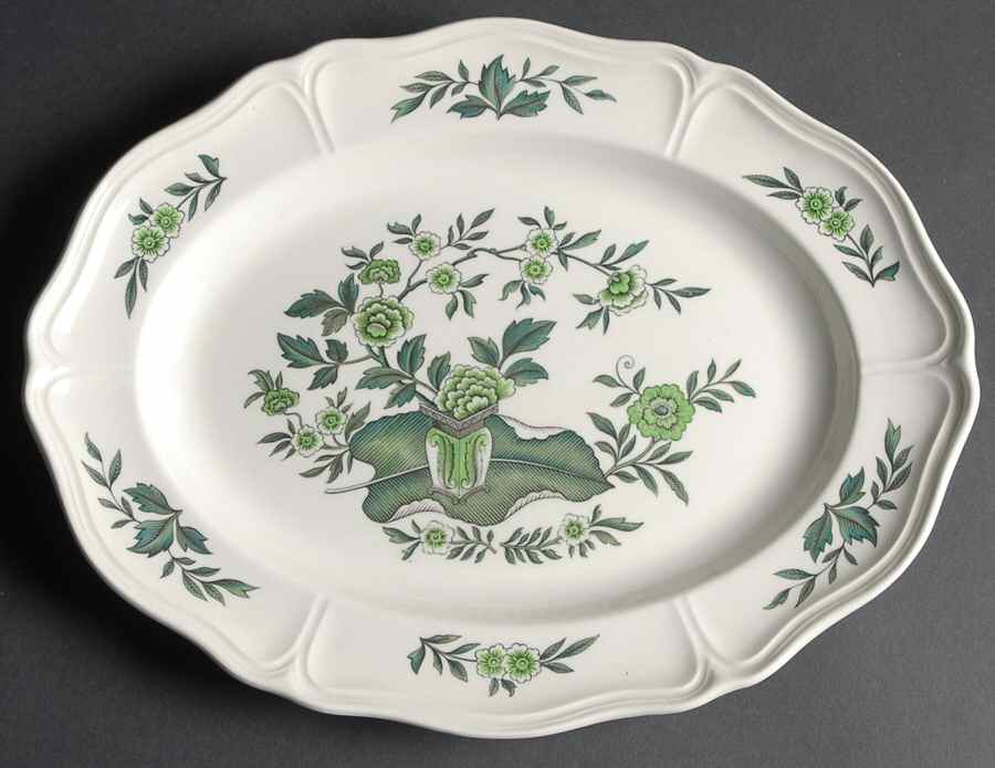 Green Leaf (Queen's Shape) 13" Oval Serving Platter by Wedgwood-1