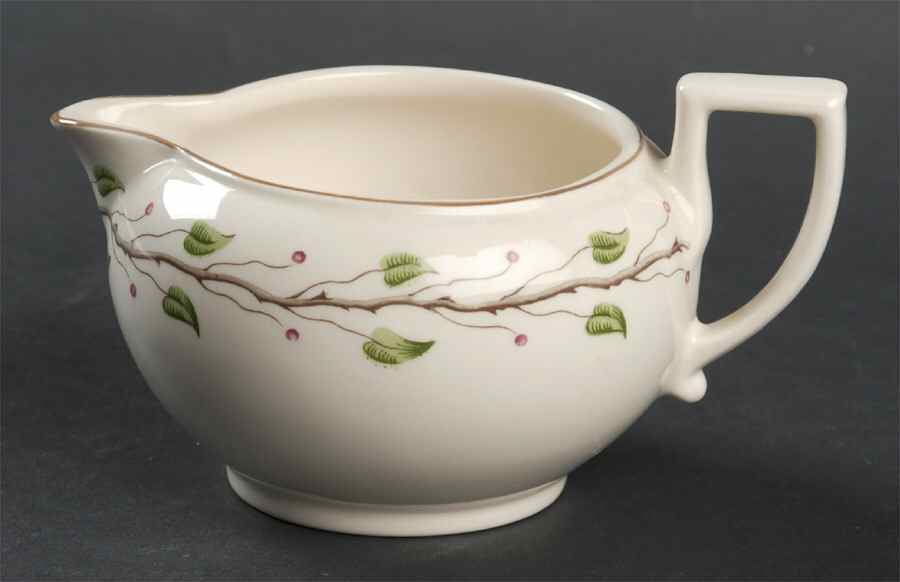 Green Leaf Creamer by Wedgwood-1