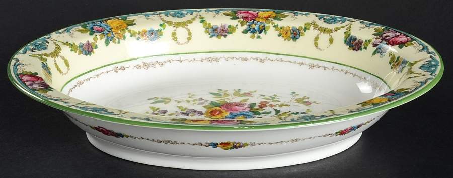 Grosvenor (W697, Cream Rim) 10" Oval Vegetable Bowl by Wedgwood-1