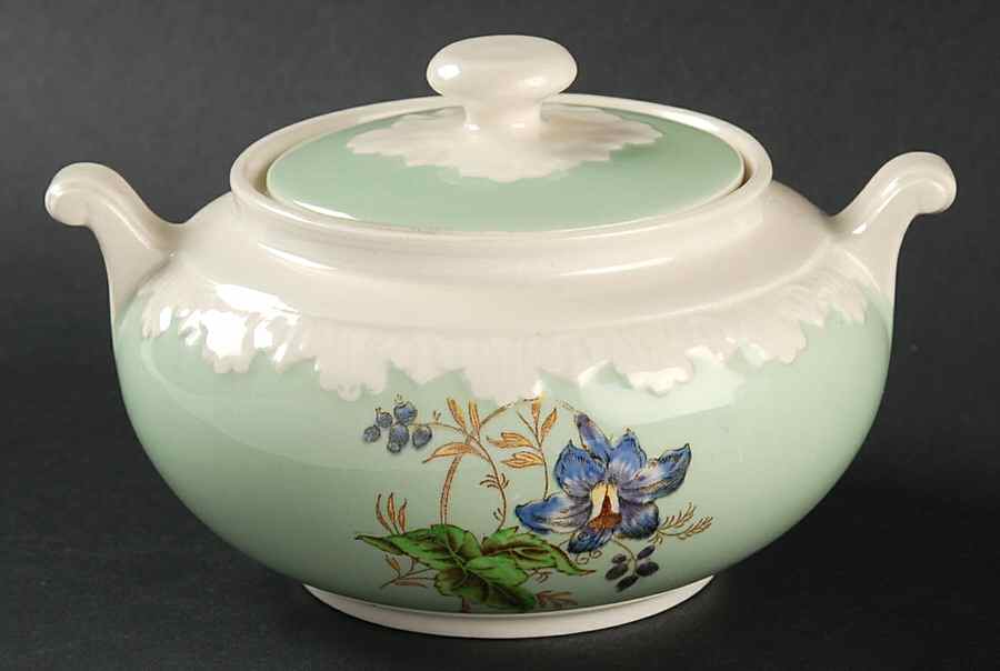 Hampton Court (Green Rim) Sugar Bowl & Lid by Wedgwood-1