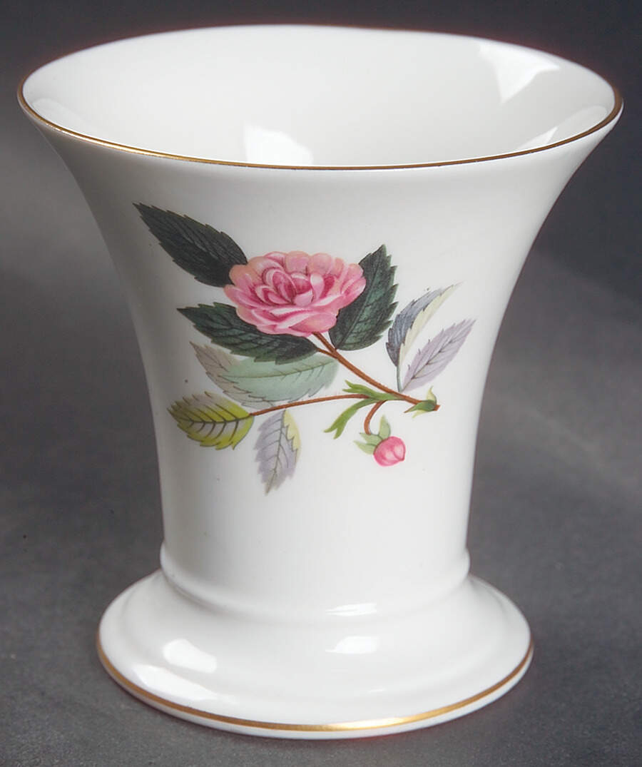 Hathaway Rose Posey Pot by Wedgwood-1