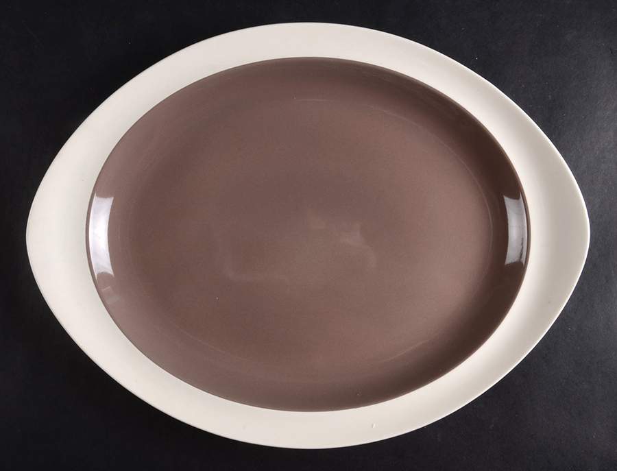 Havana 14" Oval Serving Platter by Wedgwood-1
