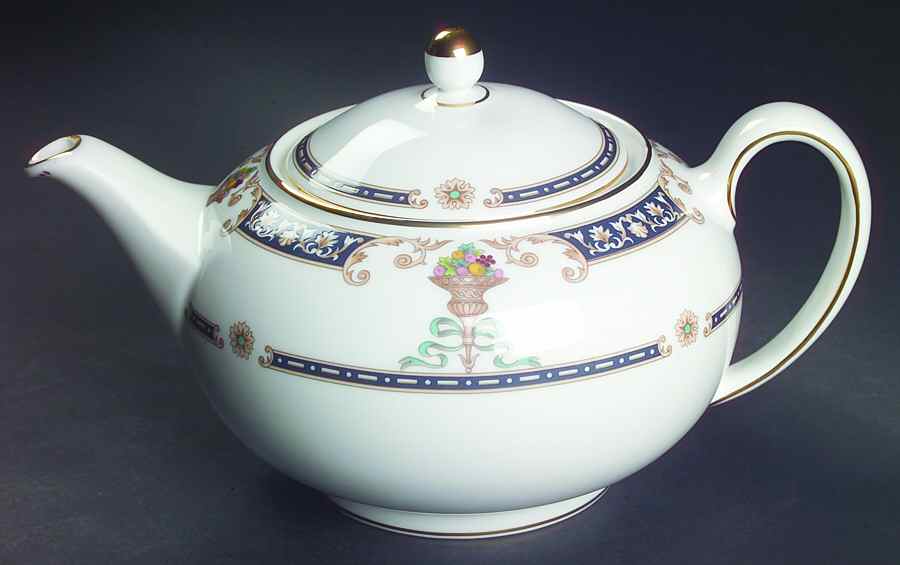 Highgrove Teapot & Lid by Wedgwood-1
