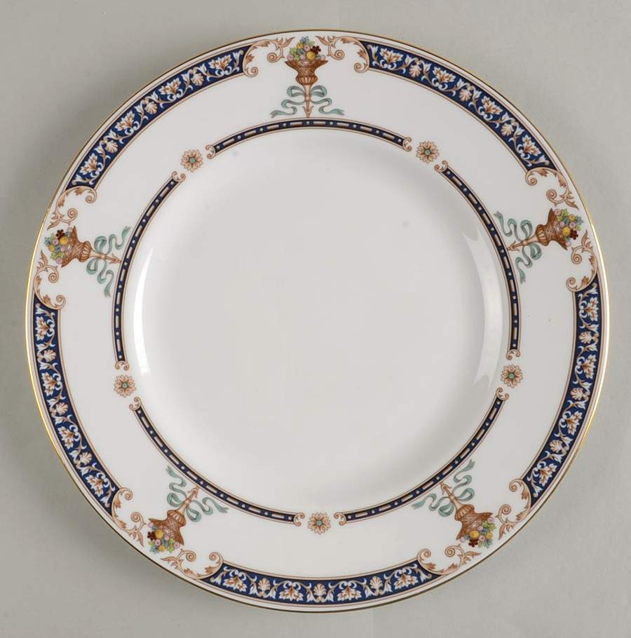 Highgrove Luncheon Plate by Wedgwood-1