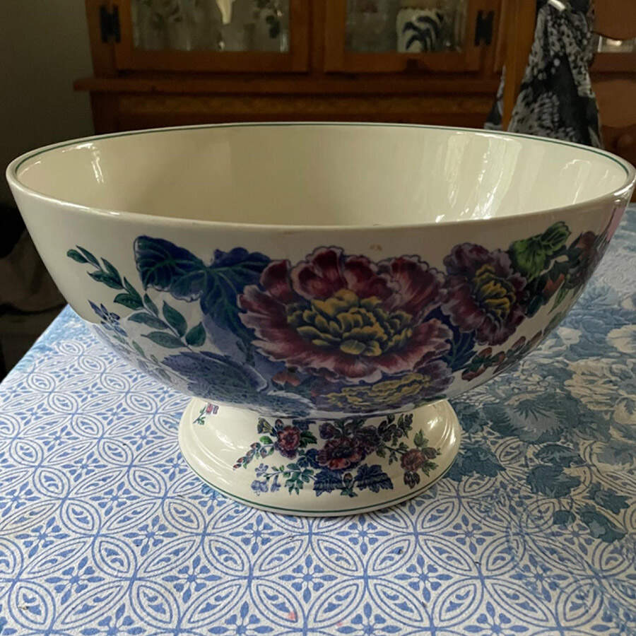 Hollyhock Footed Bowl by Wedgwood-1