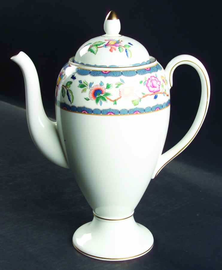 Huntingdon Coffee Pot & Lid by Wedgwood-1