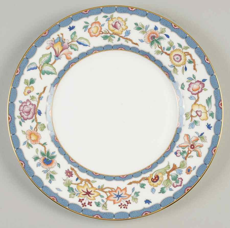 Huntingdon Luncheon Plate by Wedgwood-1