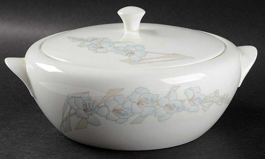 Ice Flower Round Covered Vegetable by Wedgwood-1
