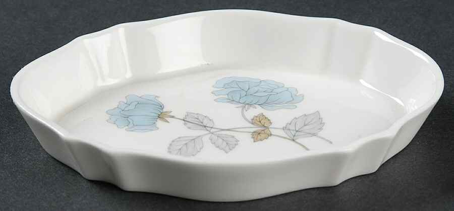 Ice Rose (No Trim) Silver Tray by Wedgwood-1