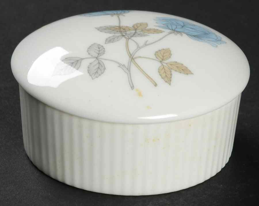 Ice Rose (No Trim) 2" Round Box & Lid by Wedgwood-1