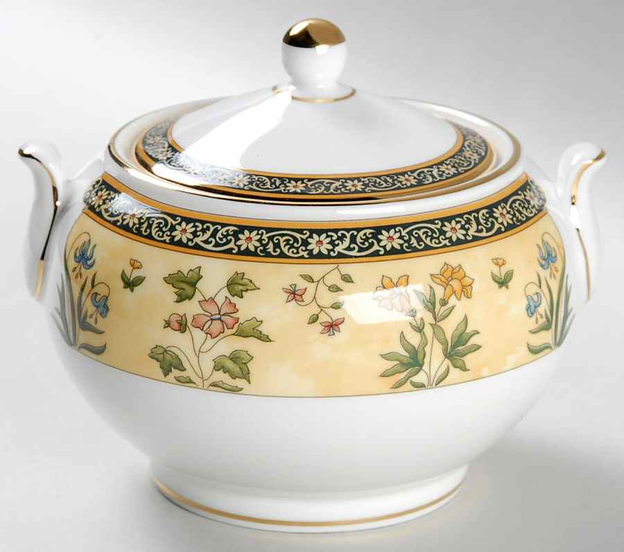 India 146 Shape Sugar Bowl & Lid by Wedgwood-1