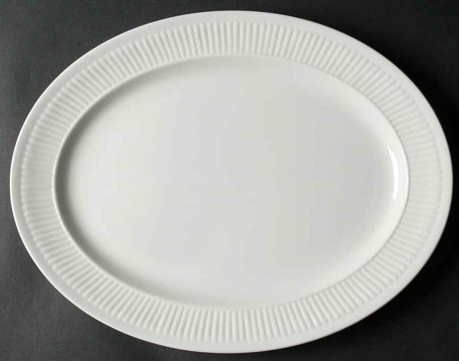 Insignia 14" Oval Serving Platter by Wedgwood-1