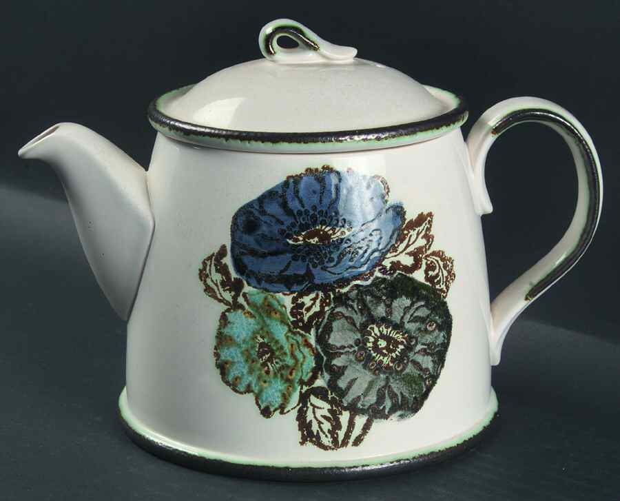 Iona Teapot & Lid by Wedgwood-1