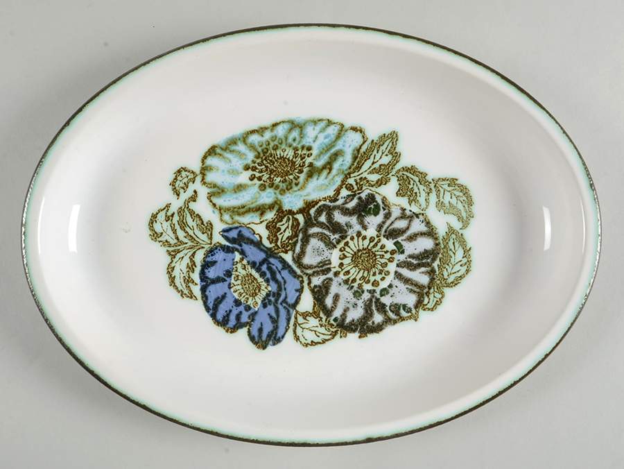 Iona 13" Oval Serving Platter by Wedgwood-1