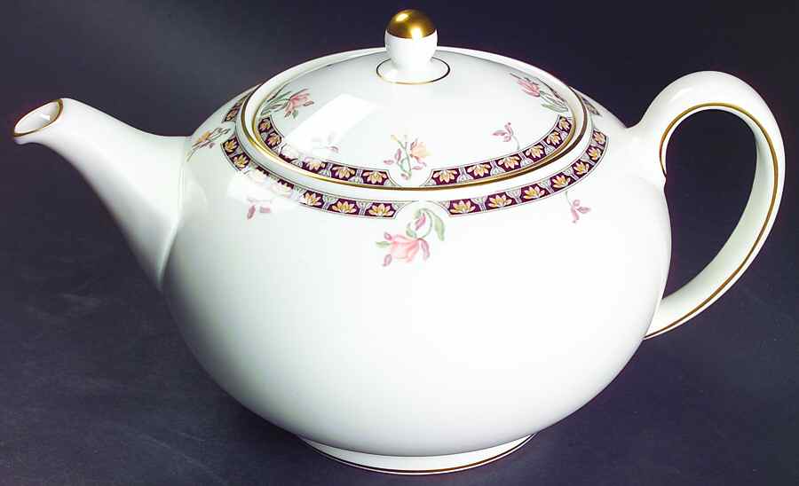 Isis Teapot & Lid by Wedgwood-1